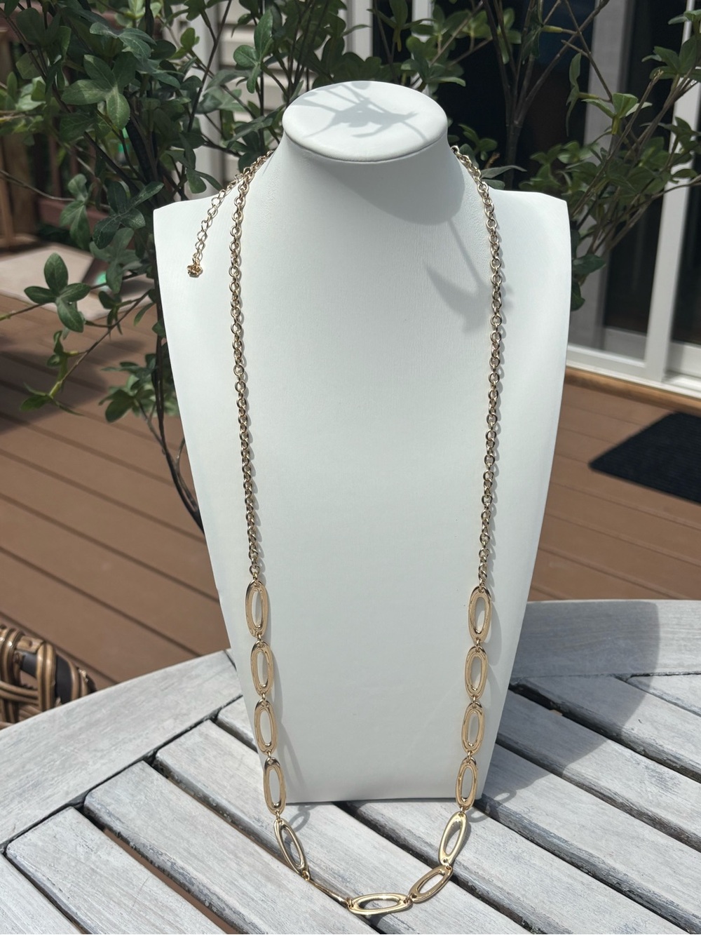 Elegant Gold Oval-Link Long Necklace for Women